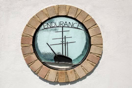 Moongate window showing image of Endrance Ship